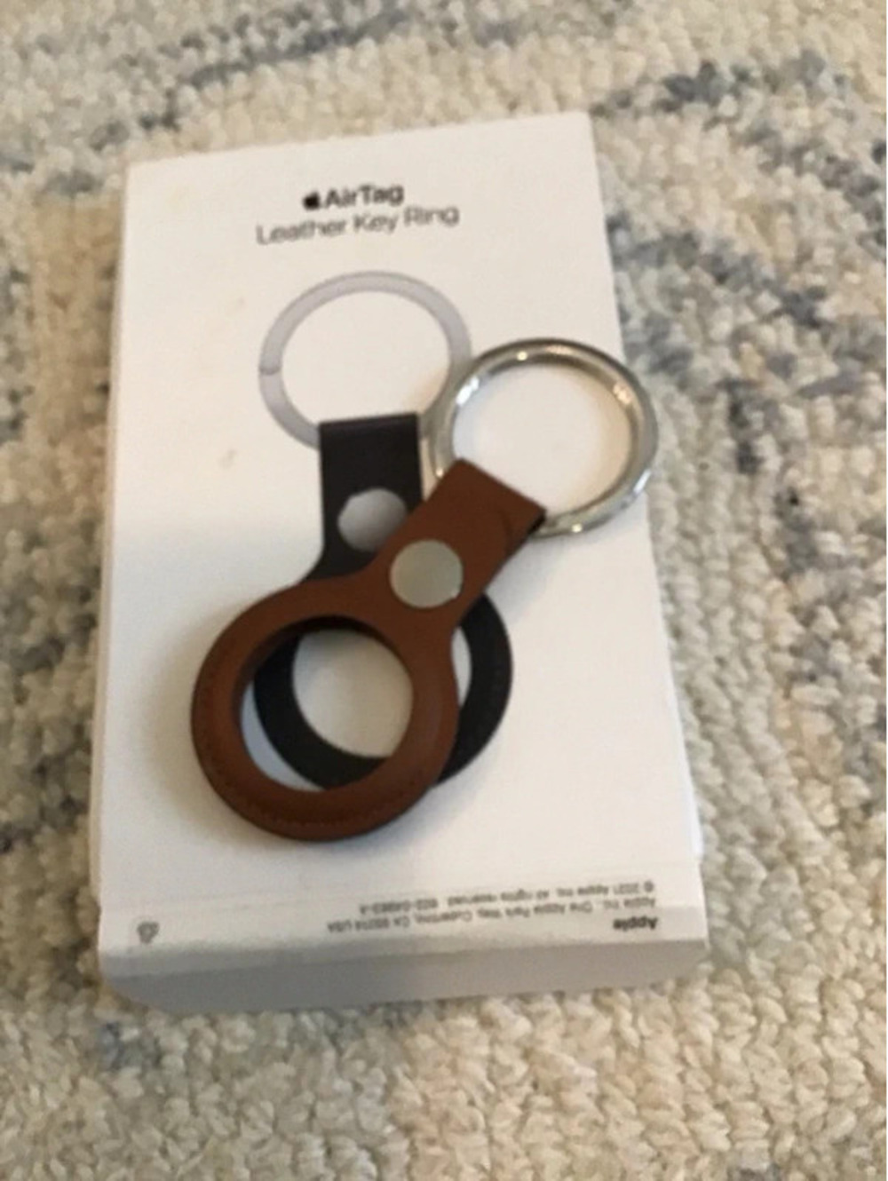 Apple AirTag leather key ring